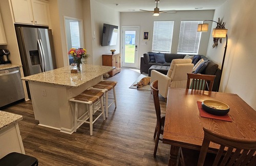 Millville Casa | Bethany entire town home in beach resort like community, community pool, families - DOG Friendly!