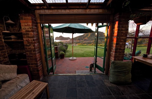 Te Henga Cabaña | Bethells Beach Cottages natural luxury for humans being