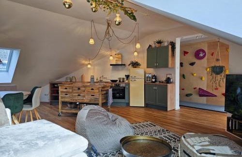 Altusried Apartamento | BETTER l boho apartment l Kletterwand