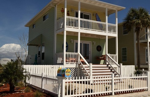 Mexico Beach Casa | Bettie's Beach House