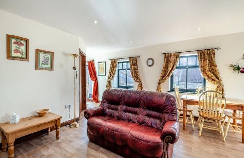 Horncastle Casa | Betty Hutton - Uk36661