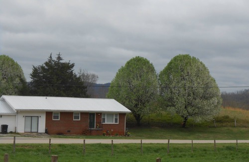 Sparta Casa | Entre Fall Creek Falls, Burgess Falls y Rock Island State Parks
