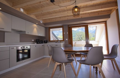Faverges-Seythenex Apartamento | ENTRE EL LAGO Y LAS MONTAÑAS: La Sambuy ★★★★ - NUEVO PARA 2019 A 5 minutos del lago de Annecy