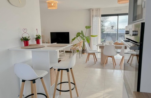 Sulniac Casa | Between land and sea