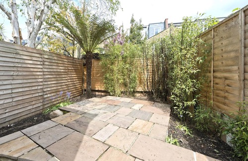 Northcote Casa | Between the Commons