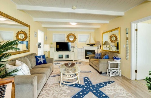 Oceano Casa | Between the Dunes Breezy Beachfront Oceano Home!