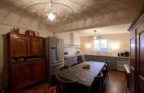 Autun Casa | Entre Wine Route y Morvan, espaciosa casa de campo con piscina ideal para reunirse