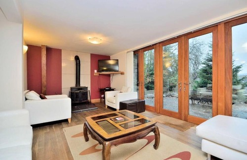 Betws-Y-Coed Casa | Betws Y Coed Holiday Home by Guestz