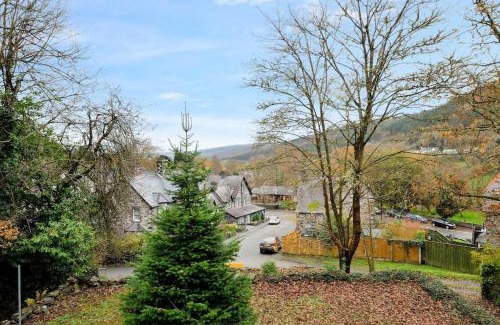 Betws-Y-Coed Casa | Betws Y Coed Holiday Home by Guestz