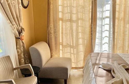 Kasane Casa | Beulah Court Vineyard Guest House