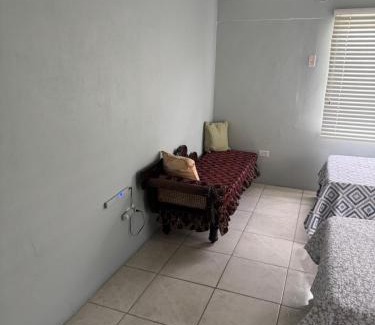 Diego Martin Apartamento | Beverley Manor DIAMOND VALE' 2 Bedroom 1 Bath Apartment