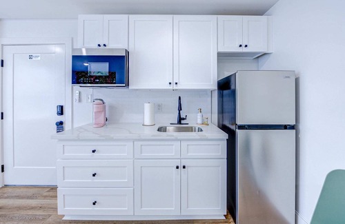 Galveston Apartamento | Beverly Hills Studio Apartment 2 Queen Beds
