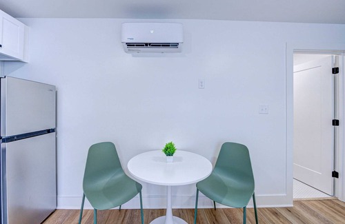 Galveston Apartamento | Beverly Hills Studio Apartment 2 Queen Beds
