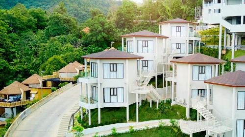 Takua Thung Complejo | Beyond Skywalk Nangshi