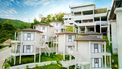 Takua Thung Complejo | Beyond Skywalk Nangshi