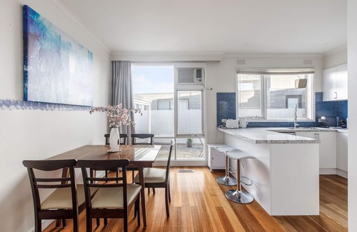 Aspendale Casa | Beyond the Blue Beachfront Beauty on Your Doorstep