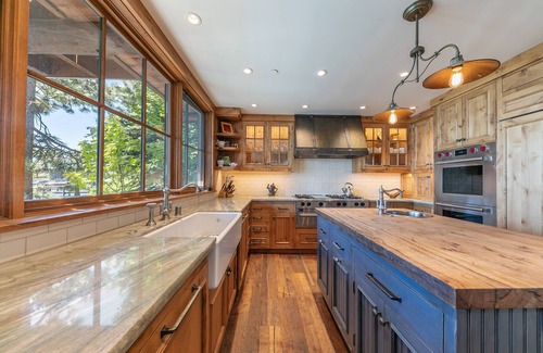 Carnelian Bay Casa | Beyond the Blue Lakefront Escape by Tahoe Getaways - Pet Friendly, 6BR with Pier, Buoy & Hot Tub