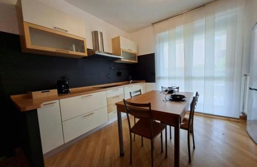 Cuneo Apartamento | BG House - appartamento con giardino e garage privato