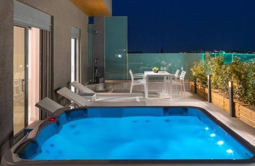 Psinthos Apartamento | BH523 - C - Suite Rhodes