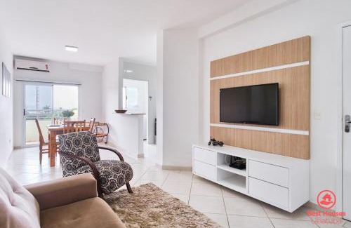 Barra da Lagoa Apartamento | BH56 Conforto, AR, Varanda Gourmet e Vista Linda