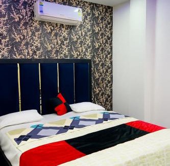 Taj Ganj Hotel | Bharat Villa - Homestay