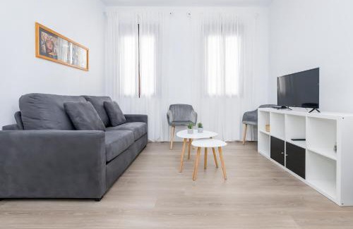 San Andres-San Pablo Apartamento | BHost - Regina VIII