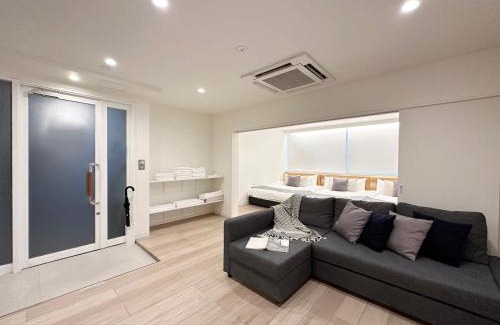 Hiroshima City Centre Apartamento | bHOTEL Nikke - Spacious Apt for 12Ppl Very Good Location