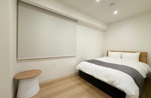 Hiroshima City Centre Apartamento | bHOTEL Nikkei Central 3BR Apt Close to Shopping & Dining