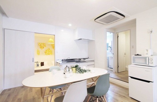 Hiroshima City Centre Apartamento | bHOTEL401 Large Apt for 10 by Hondori Shopping