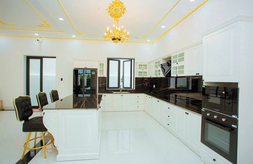 Vung Tau Villa | Biệt thự NGỌC TƯỚC, mới. cách bãi tắm 4 phút đi bộ.