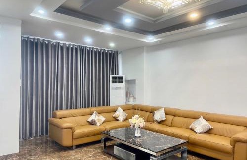 Phuoc Long Villa | Biệt thự phố, hồ bơi