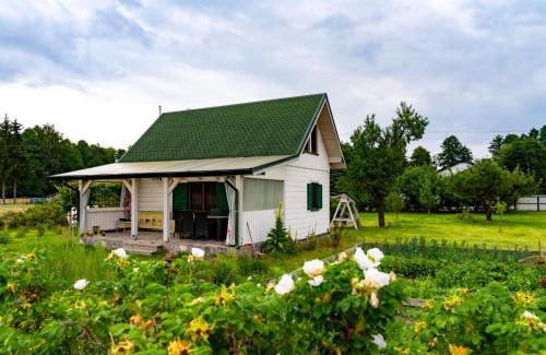 Rawa Mazowiecka Cabina | Biały Domek w Ogrodzie Różanym