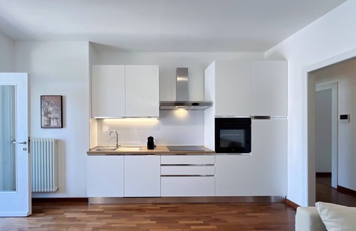 Lecco Apartamento | Bianca Apartment - Affitti Brevi Italia