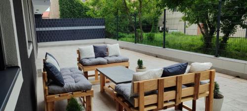 Stara Pazova Apartamento | Bianco