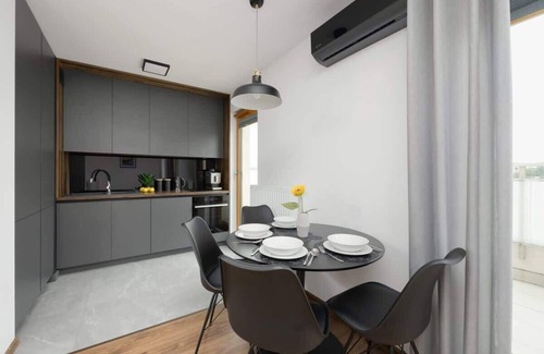 Konstancin-Jeziorna Apartamento | Bielawska 3 | Modern Apartment | Parking