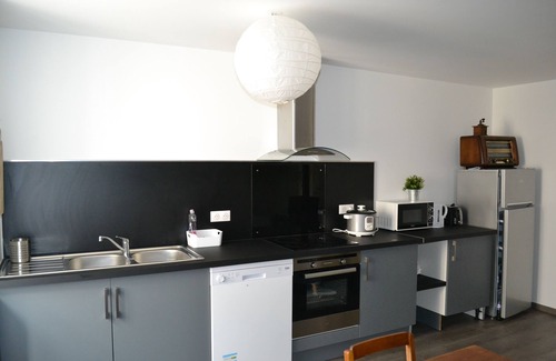 Bielle Apartamento | Bielle, apartamento con jardín y garaje