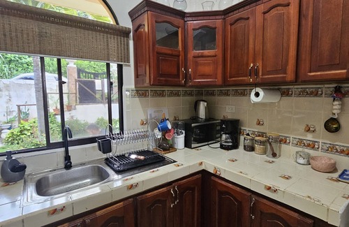Managua Cama Y Desayuno | ¡Bienvenidos a esta casa en la zona montañosa! Un retiro de ensueño