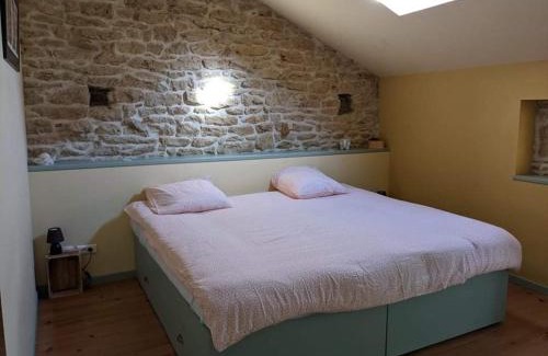 Serigne Casa | Bienvenue au Barail, maison en pleine nature