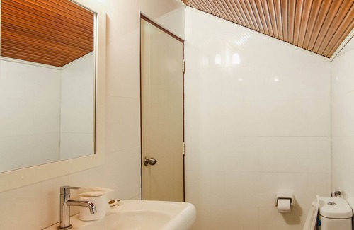 Hua Hin Casa | GRAN 2BR Beach House 200 metros desde Hilton distancia de todos los bares y restaurantes
