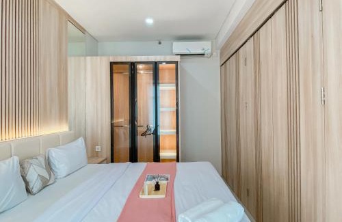 Cikarang Apartamento | Big and Comfy Studio at Vasanta Innopark Apartment By Travelio
