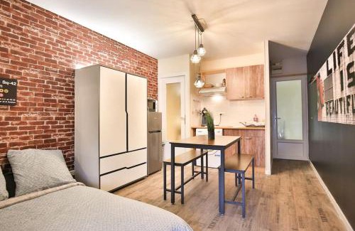 Auxerre Apartamento | Big Apple - Studio paisible - parking gratuit - 2 personnes - Village Vaux 3 minutes Auxerre