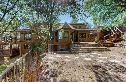 Fawnskin Casa | Big Bear 7th Heaven #714
