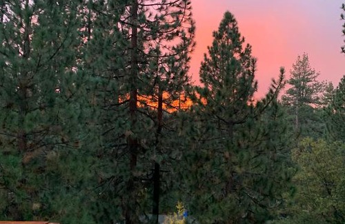 Fawnskin Casa | Big Bear Hillside Cabin