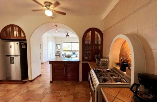 Luis Donaldo Colosio Casa | Big Beautiful House One Street Away from the 5 AVE