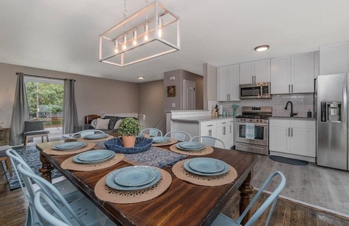 Michigan City Casa | Big Blue beach house with a hot tub!