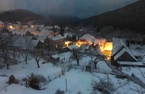 Grendelbruch Casa | Casa de pueblo con espléndida vista tranquila en Alsacia