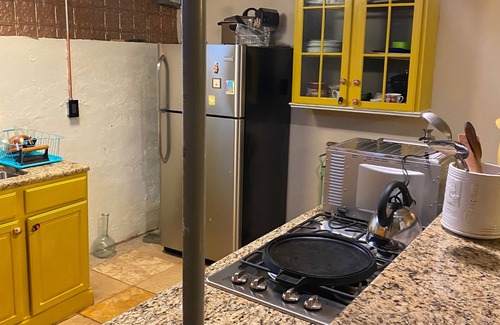 Mooresville Casa | Gran sótano acogedor cerca del centro.