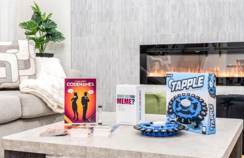 Las Vegas Casa | Big Groups, Heated Pool, 10 Mins To Strip, Games