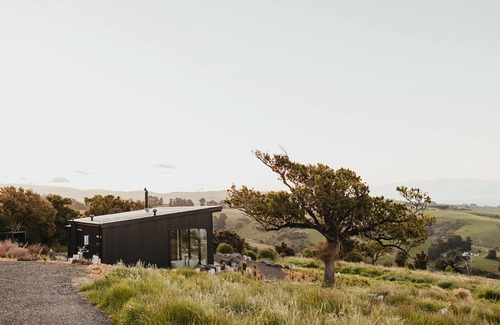 Okains Bay Cabina | Big Hill Luxury Retreat