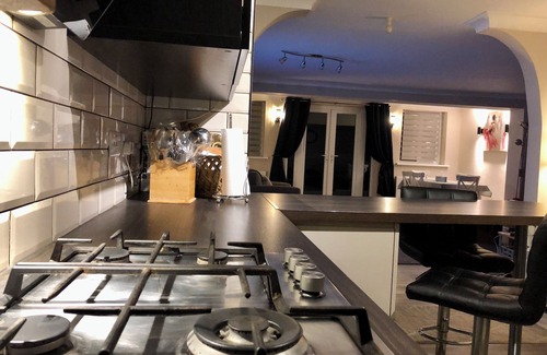 Newcastle-upon-Tyne Casa | Big & Homely 4BD house in NCL